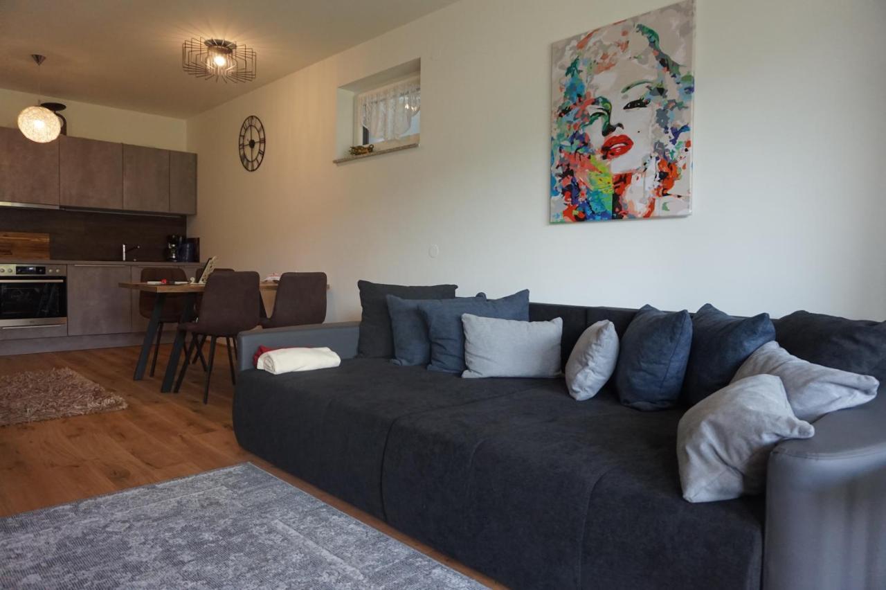 Ferienwohnung Karasek Deluxe Sattendorf Exterior photo